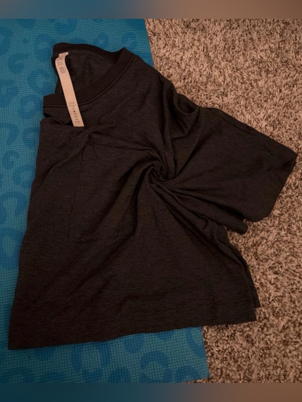 lululemon slate gray Short Sleeve pocket boxy Tee